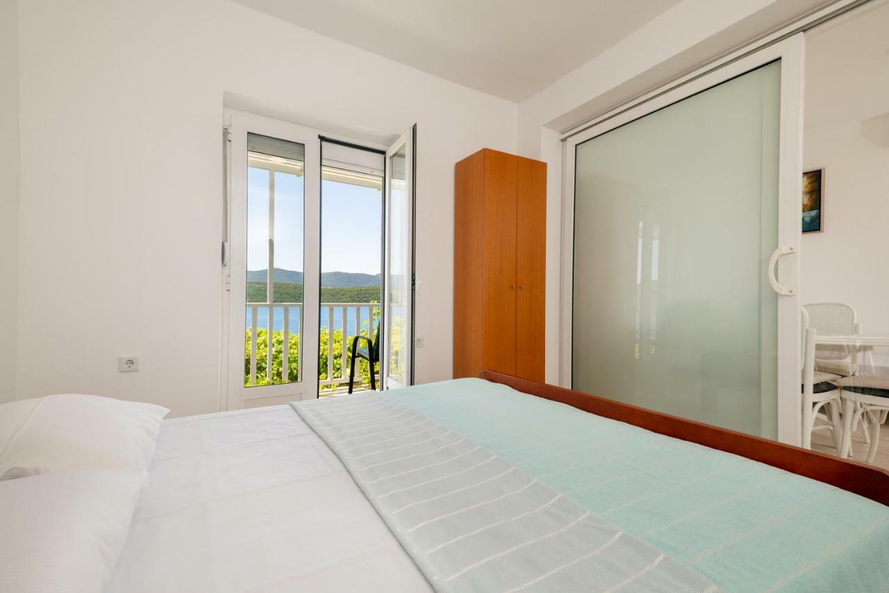 Apartments Lukrecia Неум Екстериор снимка